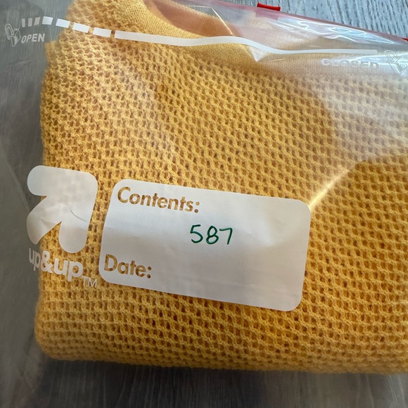 St. John Sport by Marie Gray Shrug Open Knit Poncho One Size Yellow - Picture 7 of 7